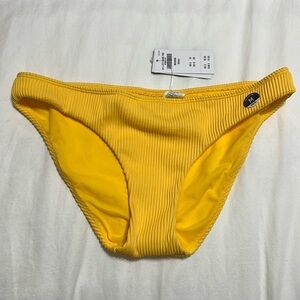 NWT Hollister Ribbed Bikini Size M